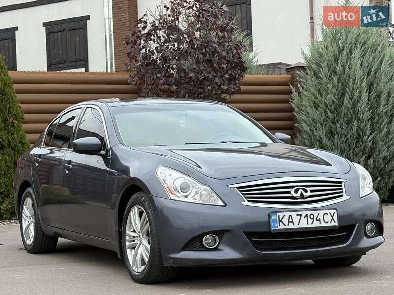 Седан Infiniti G25 2011 в Києві