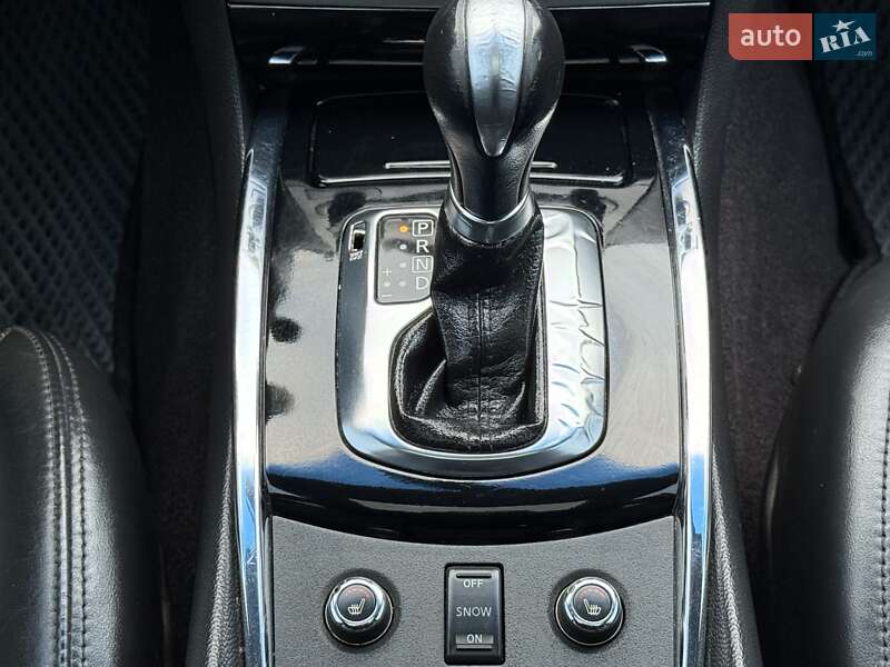 Седан Infiniti G25 2011 в Києві