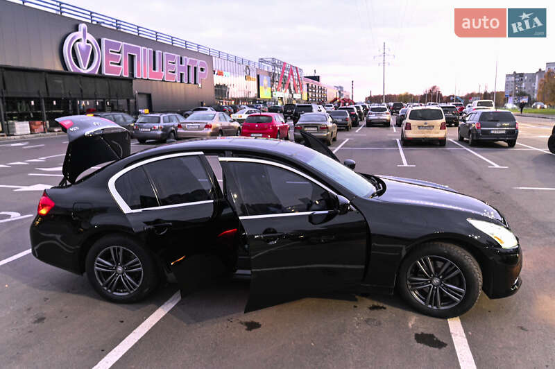 Седан Infiniti G25 2012 в Чернигове фото 45 Седан Infiniti G25 2012 в Чернигове
