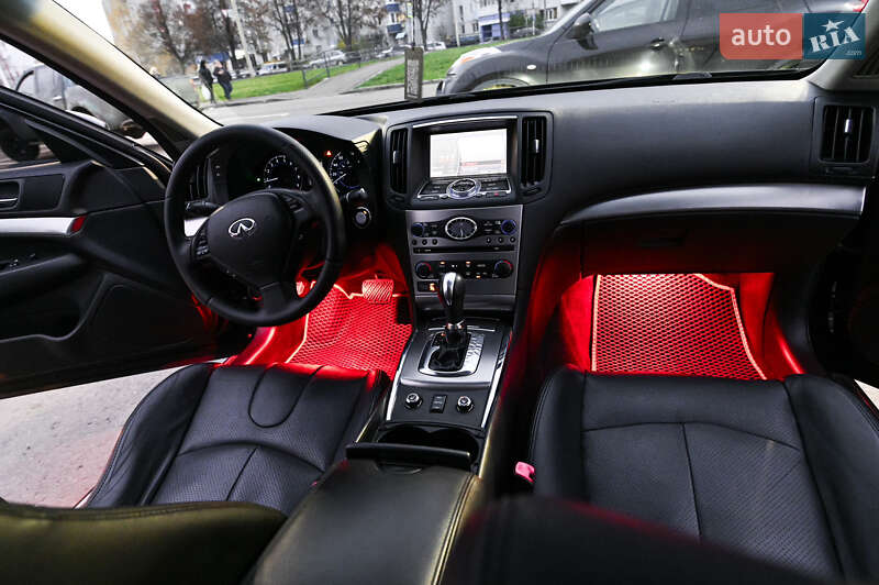Седан Infiniti G25 2012 в Чернигове фото 48 Седан Infiniti G25 2012 в Чернигове