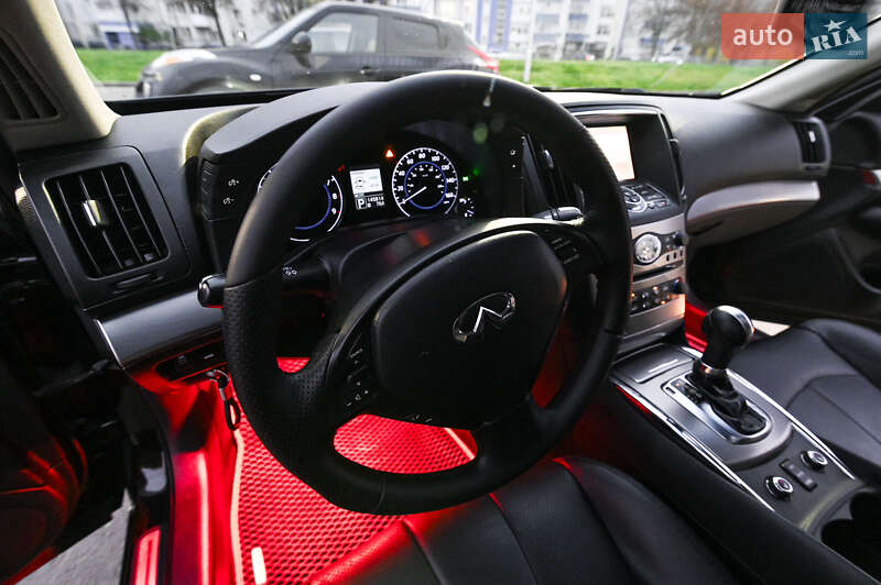 Седан Infiniti G25 2012 в Чернигове фото 52 Седан Infiniti G25 2012 в Чернигове