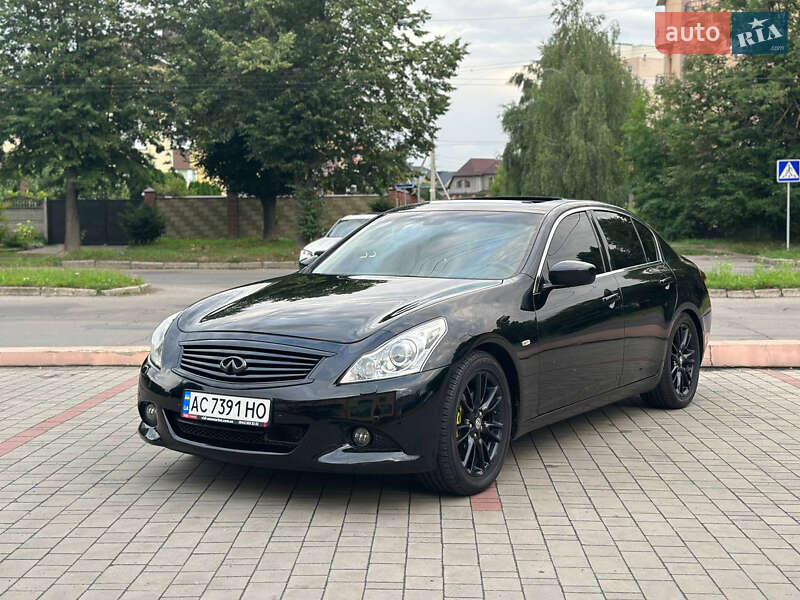 Седан Infiniti G25 2010 в Луцке фото Седан Infiniti G25 2010 в Луцке