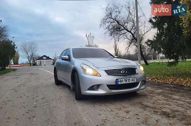 Седан Infiniti G25 2010 в Измаиле