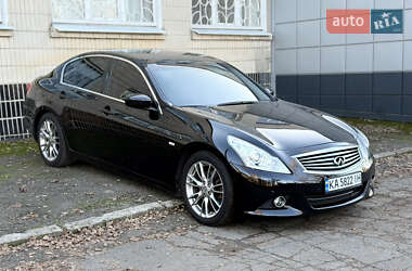 Седан Infiniti G25 2011 в Киеве