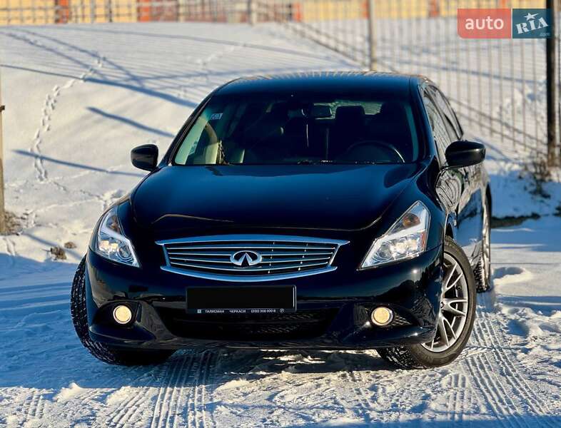 Седан Infiniti G25 2012 в Києві