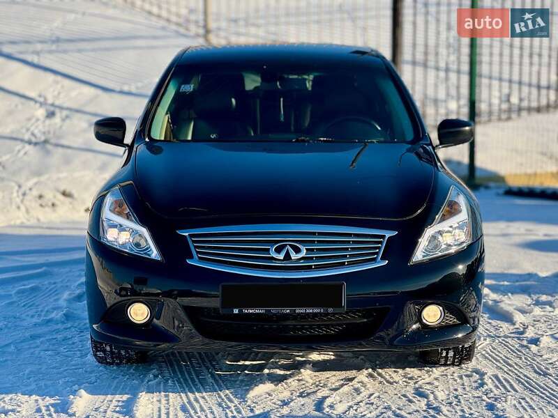 Седан Infiniti G25 2012 в Києві