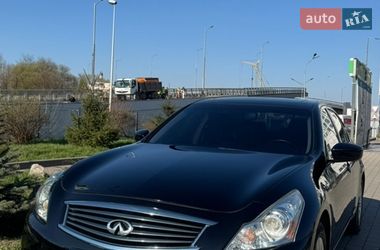 Седан Infiniti G25 2012 в Ивано-Франковске