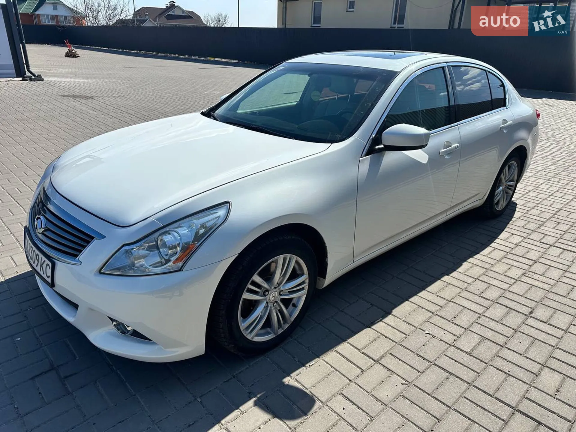 2011 Infiniti G - мініатюра 5