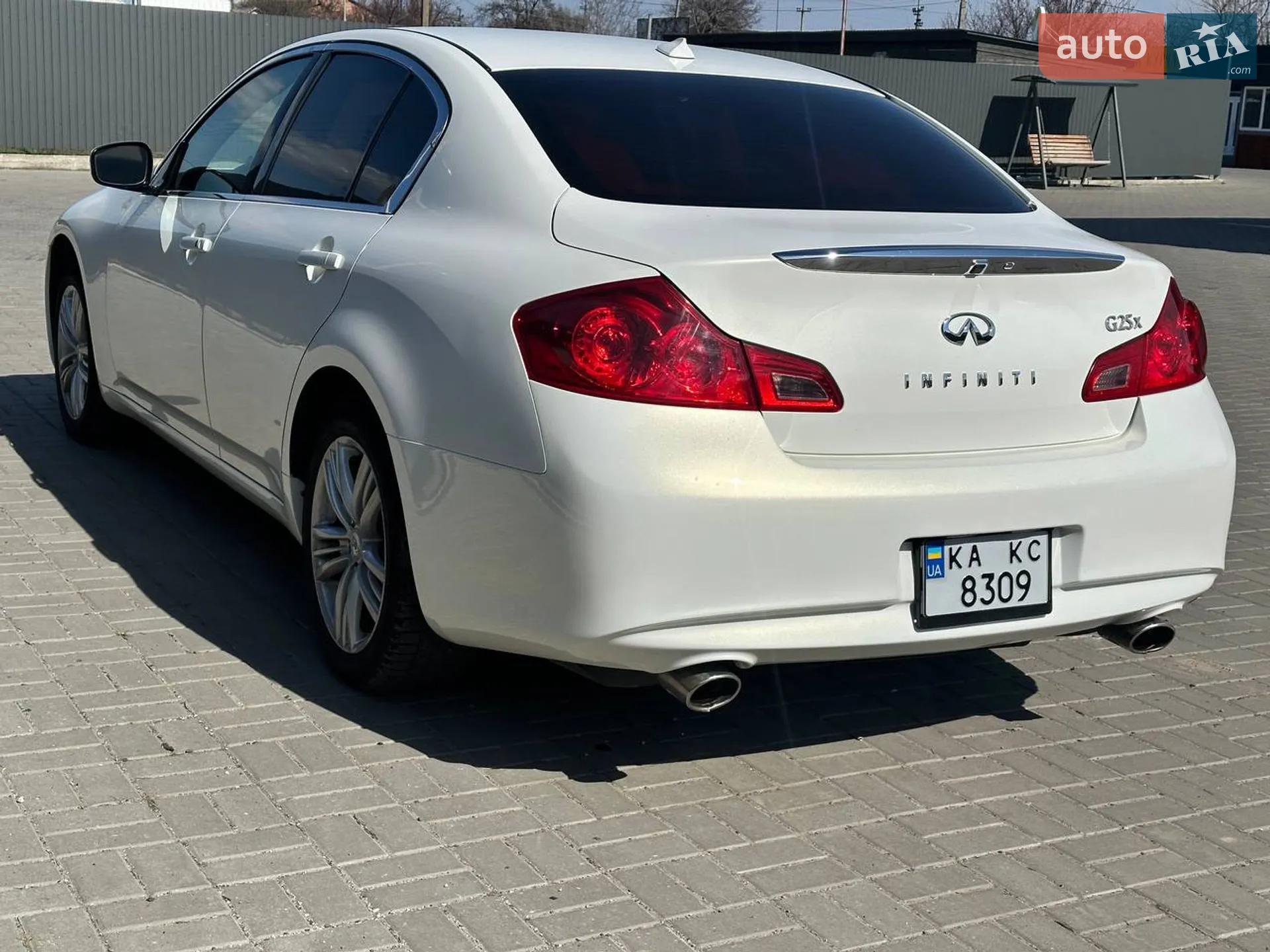 2011 Infiniti G - мініатюра 11