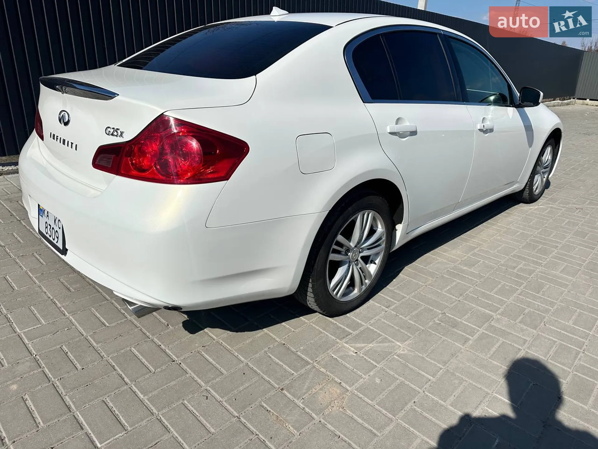 2011 Infiniti G - мініатюра 19