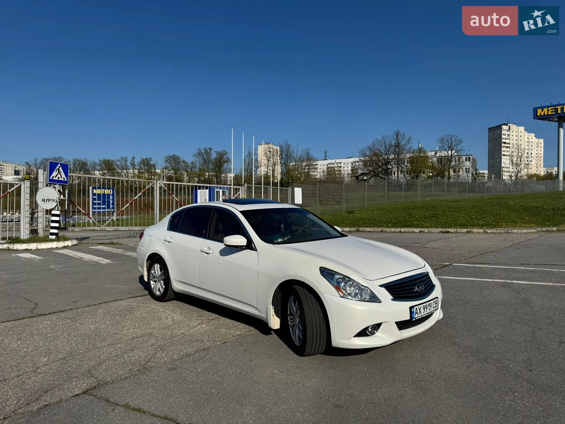 2011 Infiniti G - мініатюра 2
