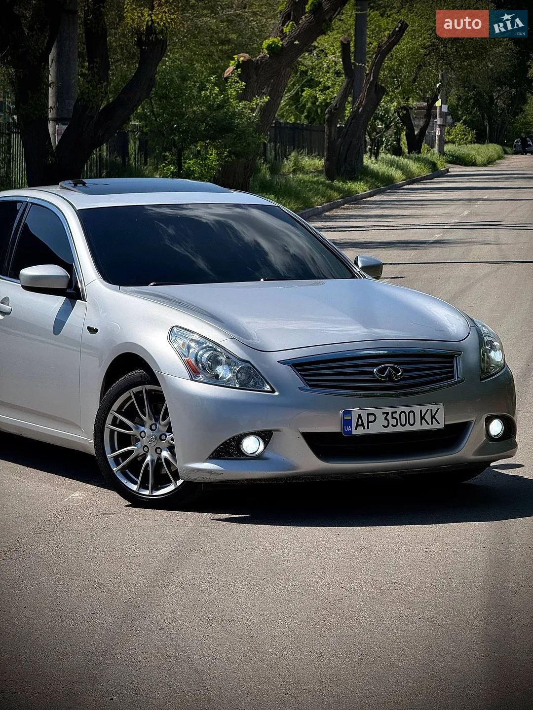 2011 Infiniti G - мініатюра 5