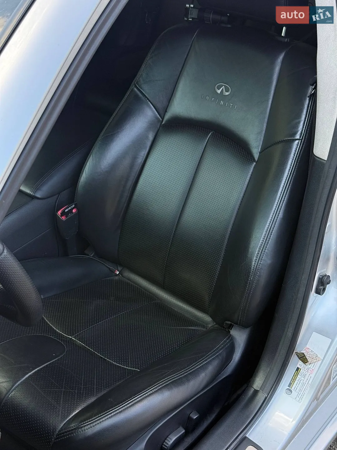 2011 Infiniti G - мініатюра 16
