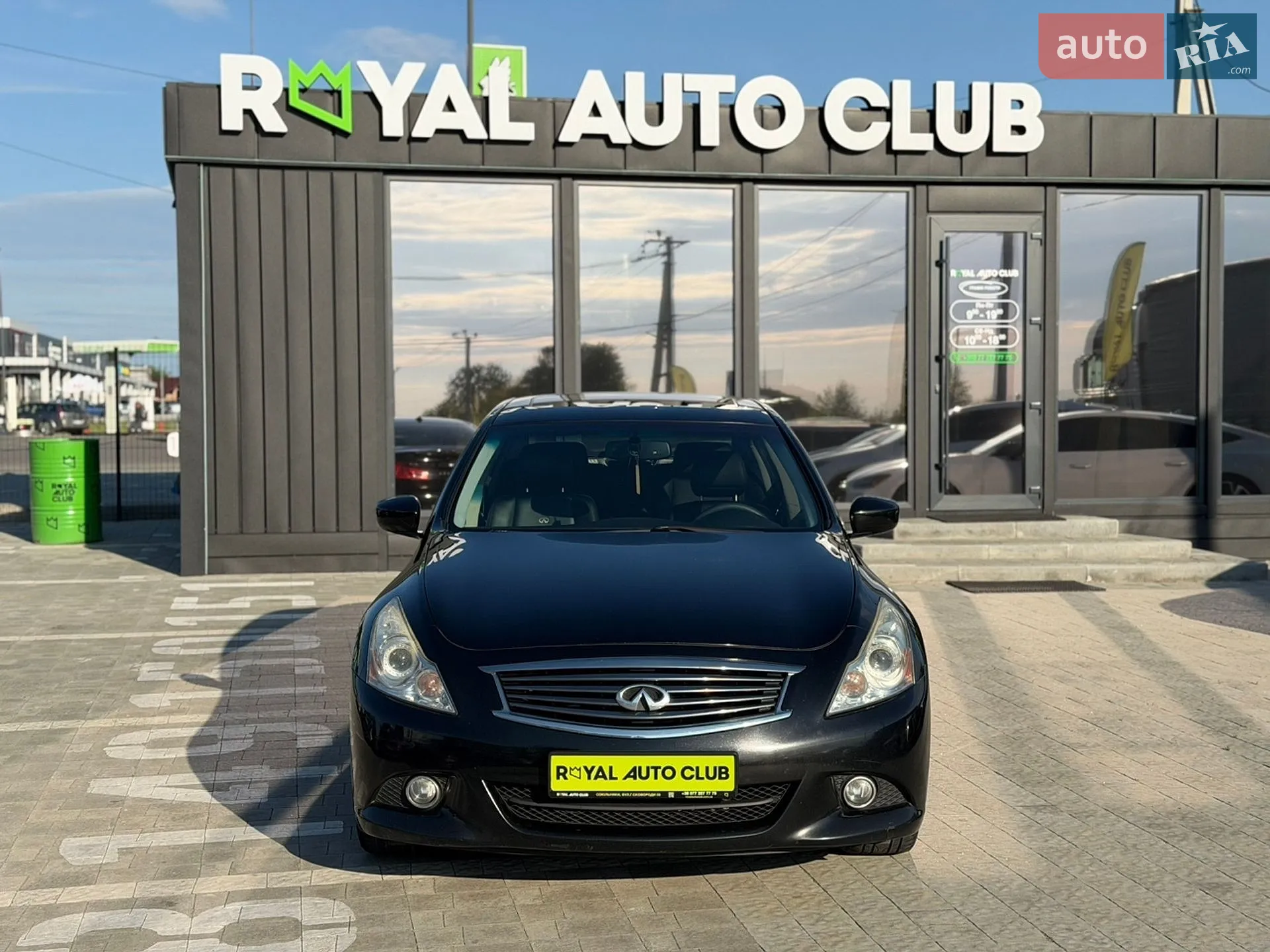 2011 Infiniti G - мініатюра 2
