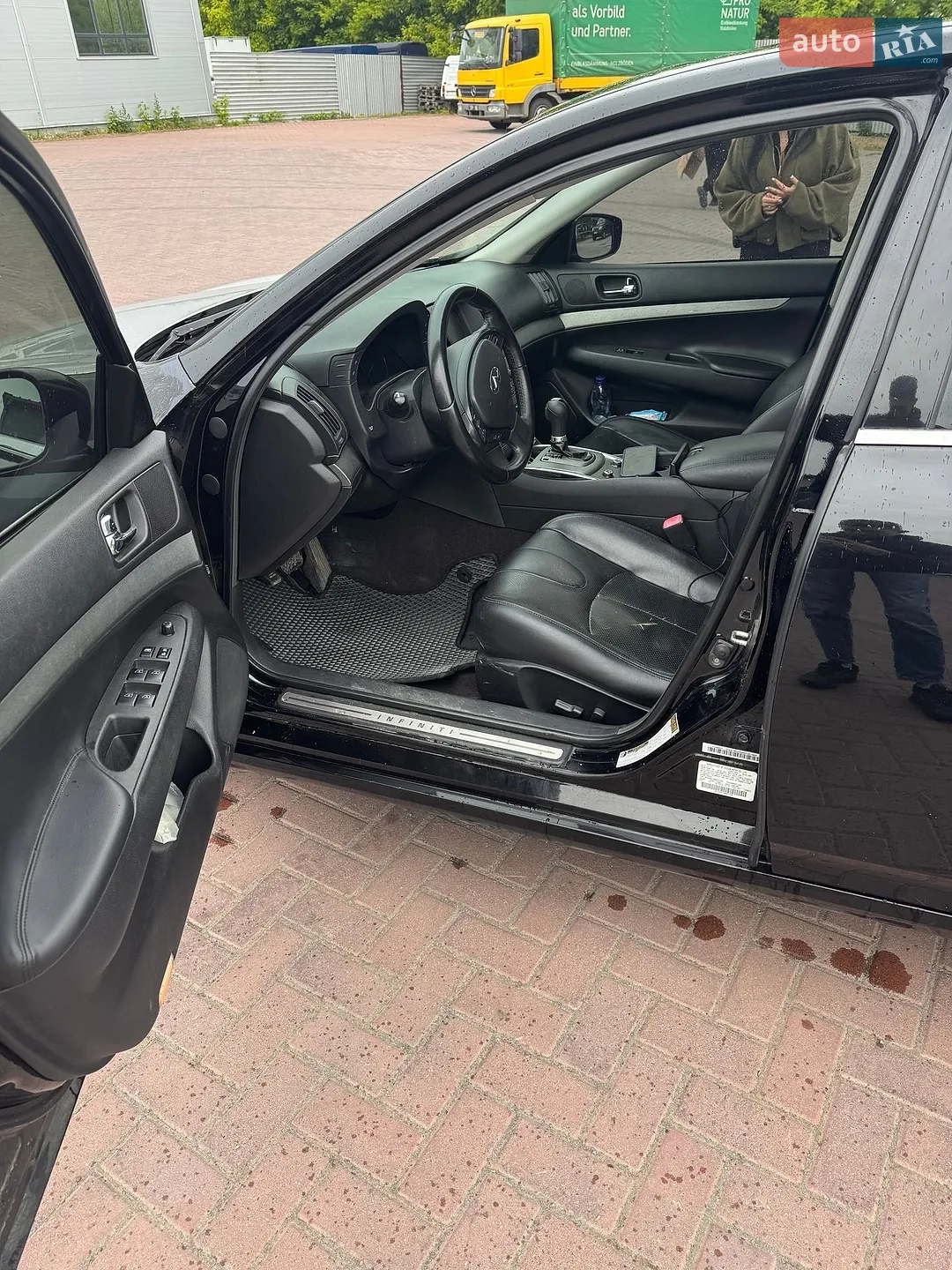 2011 Infiniti G - мініатюра 11