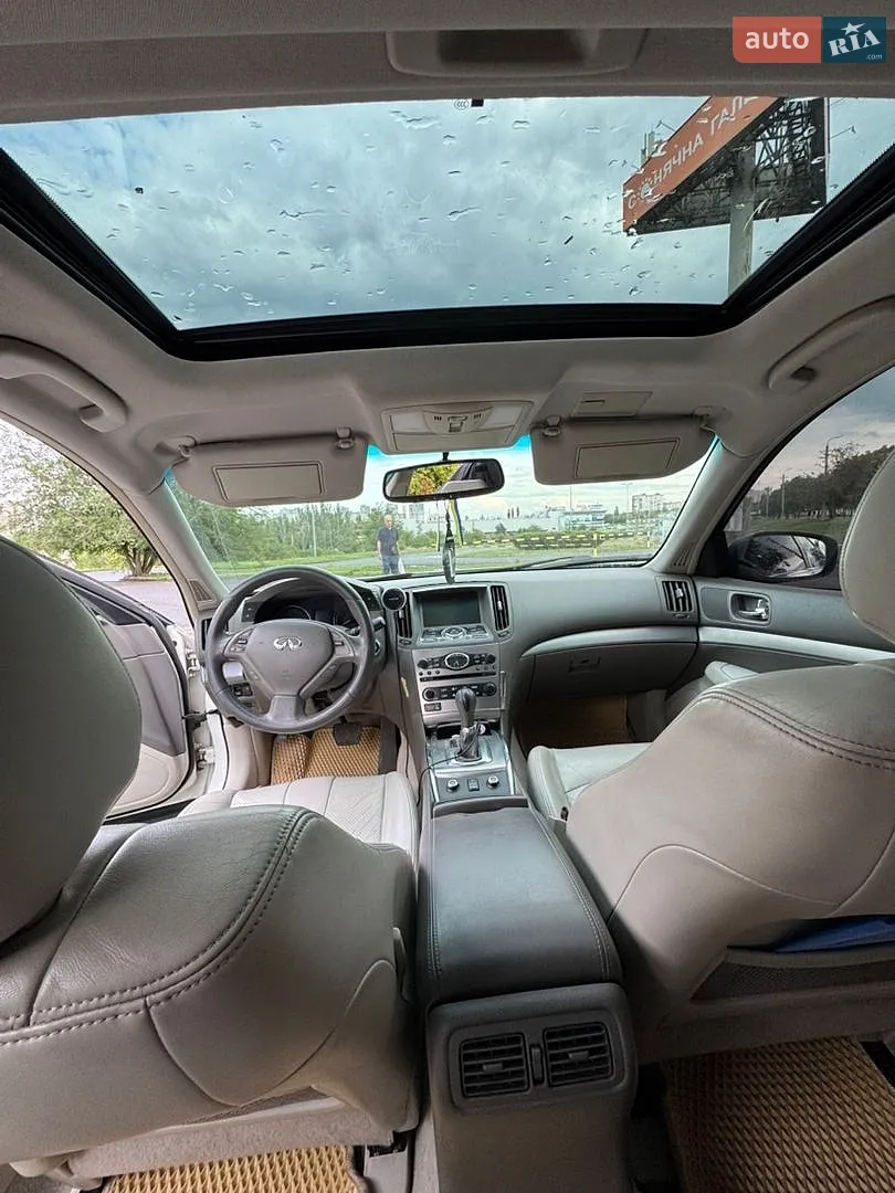 2010 Infiniti G - мініатюра 5