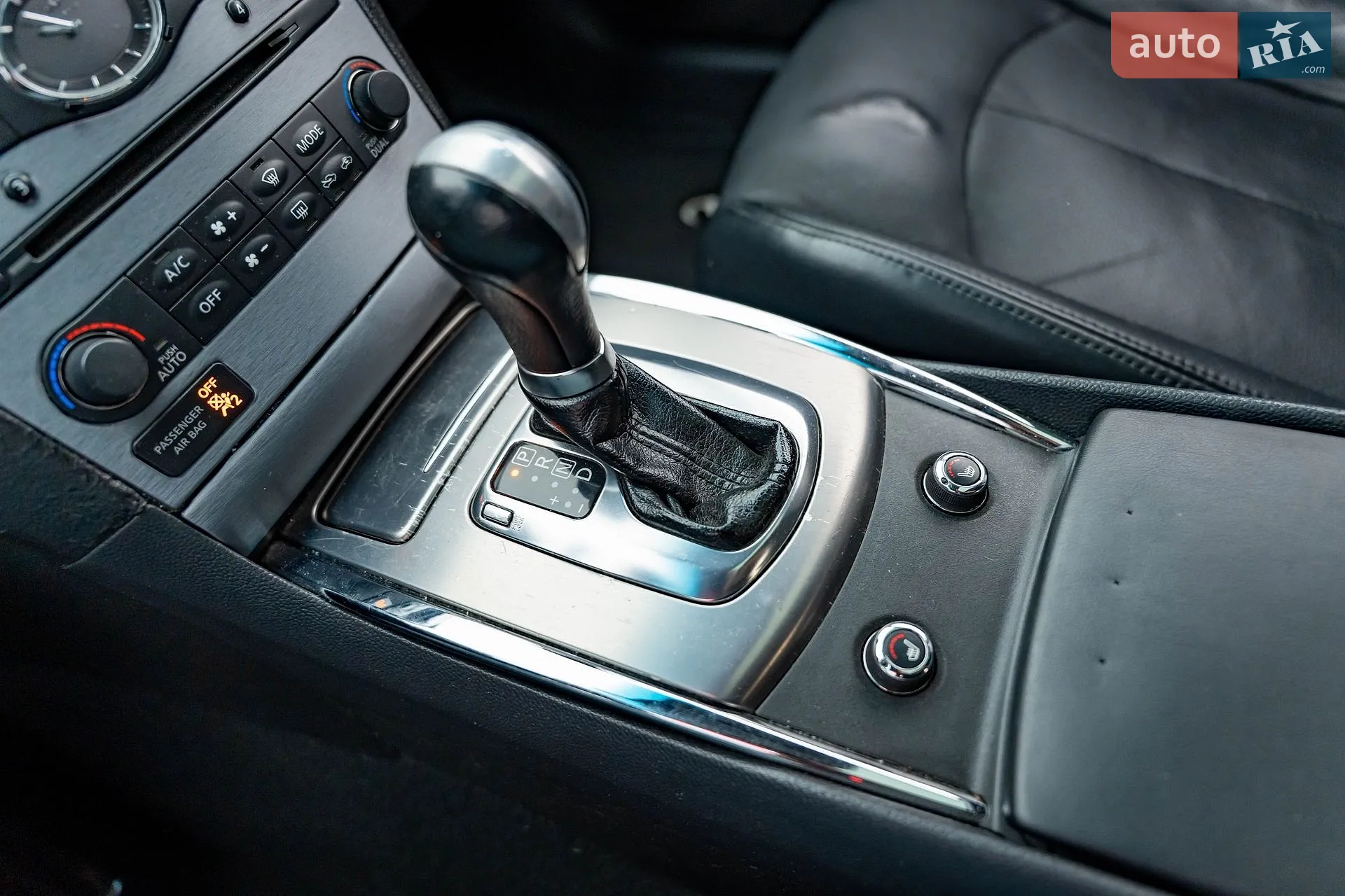 2011 Infiniti G - мініатюра 19