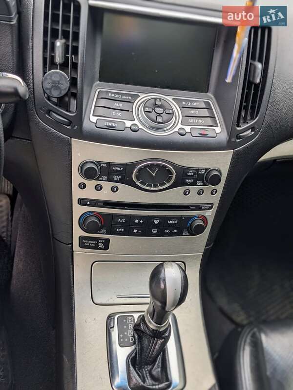 Седан Infiniti G35 2008 в Сумах