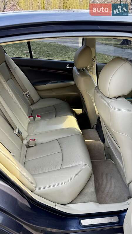 Седан Infiniti G35 2008 в Києві