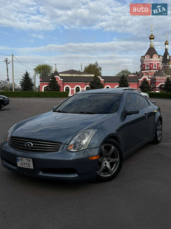 Купе Infiniti G35 2005 в 