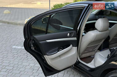 Седан Infiniti G35 2007 в 