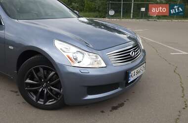 Седан Infiniti G35 2008 в 