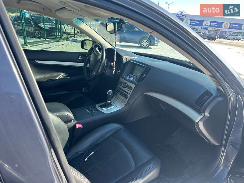 Седан Infiniti G35 2008 в Полтаве