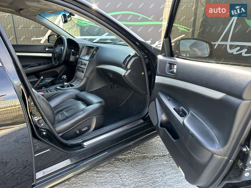 Седан Infiniti G35 2008 в Киеве