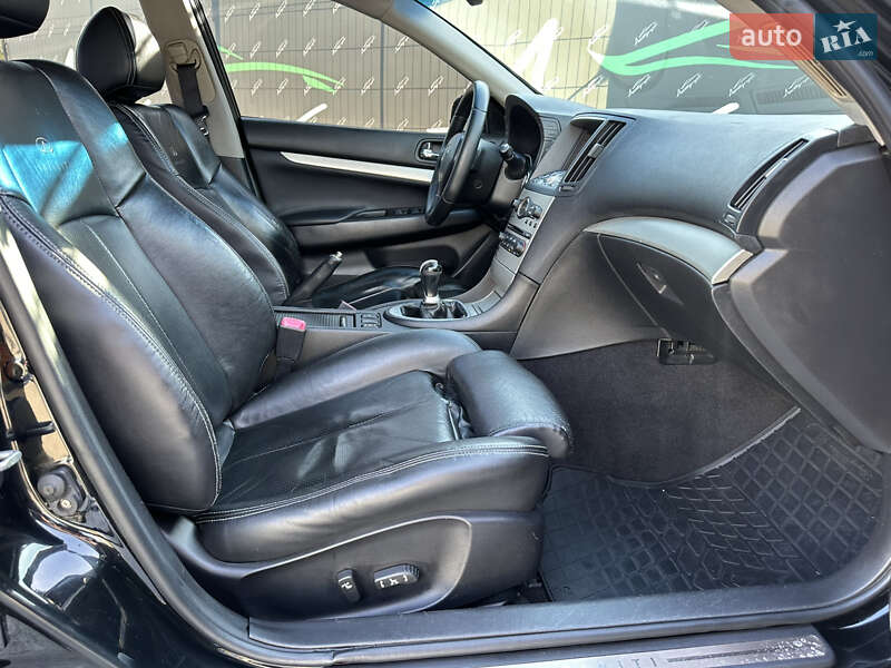 Седан Infiniti G35 2008 в Киеве