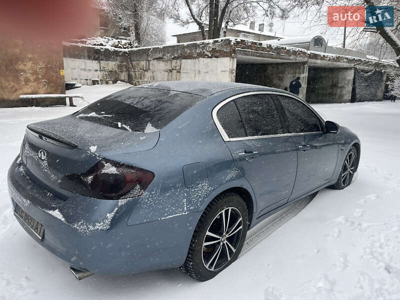 Седан Infiniti G35 2008 в Дніпрі