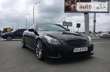 Купе Infiniti G37 2008 в Києві