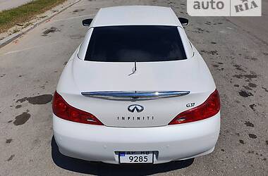 Кабриолет Infiniti G37 2012 в Запорожье