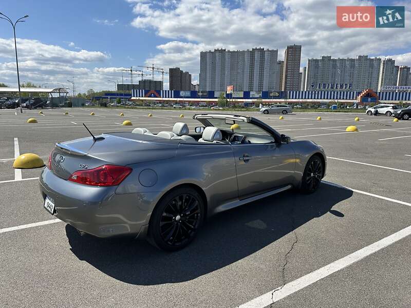 Кабриолет Infiniti G37 2011 в Киеве