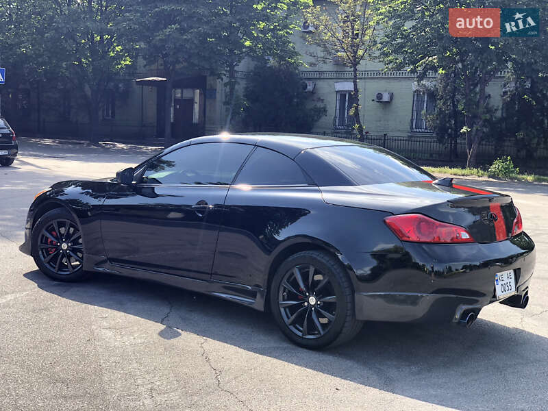 Кабріолет Infiniti G37 2013 в Кам'янському