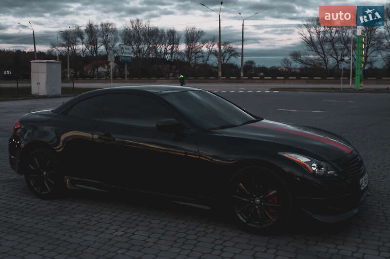 Кабріолет Infiniti G37 2013 в Кам'янському