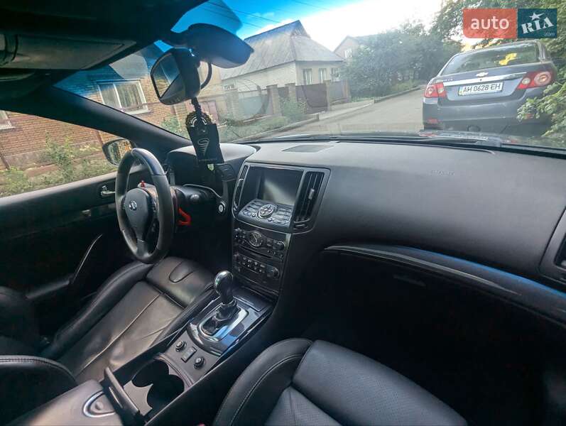 Купе Infiniti G37 2013 в Днепре