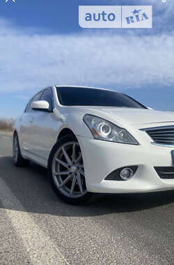 Седан Infiniti G37 2012 в Чернігові