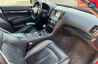 Седан Infiniti G37 2012 в Луцке