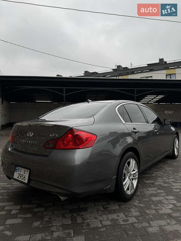 Седан Infiniti G37 2013 в Тернополе