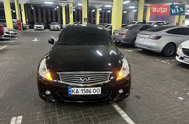 Седан Infiniti G37 2011 в Киеве