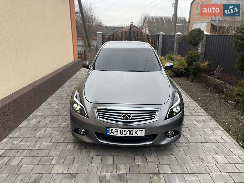 Седан Infiniti G37 2013 в Виннице