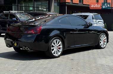 Седан Infiniti G37 2009 в 