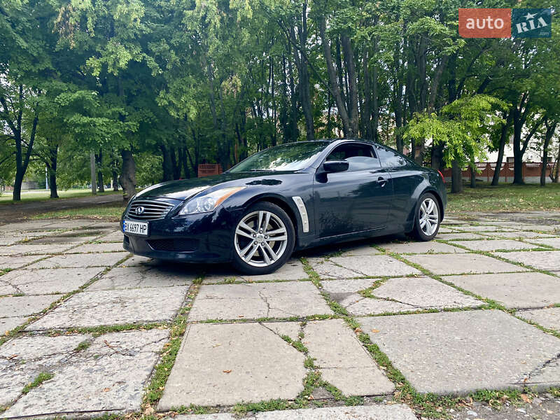 Купе Infiniti G37 2007 в Харькове
