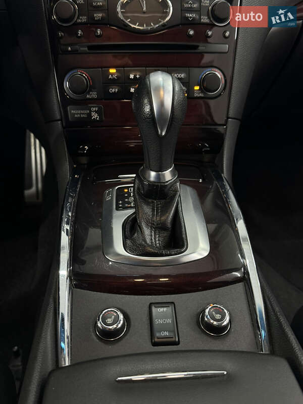 Купе Infiniti G37 2012 в Киеве