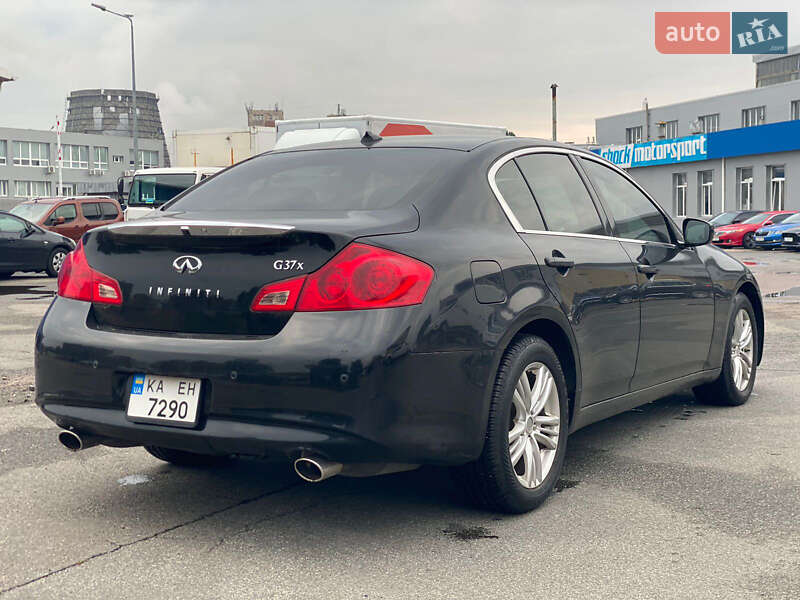 Седан Infiniti G37 2013 в Києві