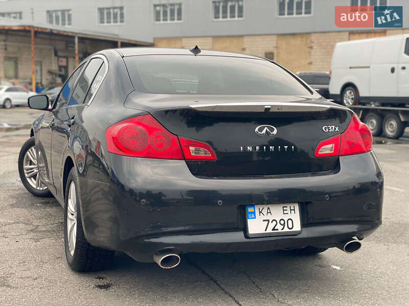 Седан Infiniti G37 2013 в Києві