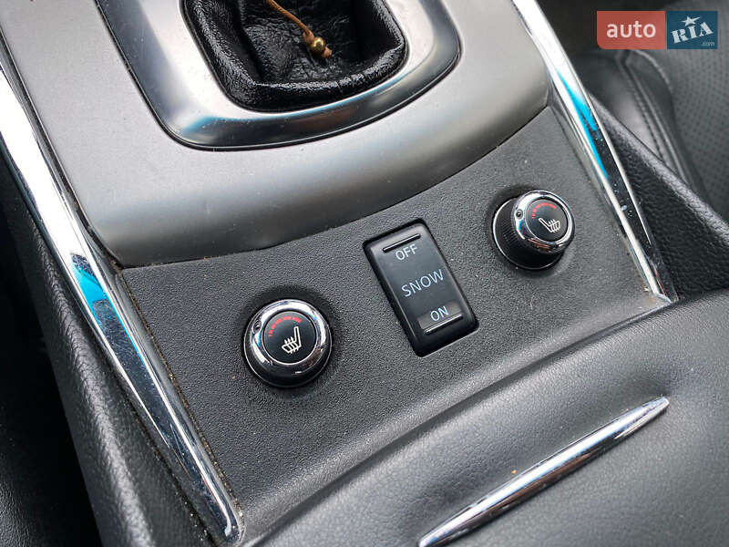 Седан Infiniti G37 2013 в Києві