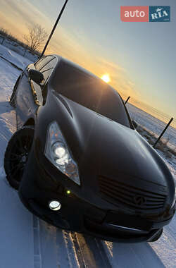 Седан Infiniti G37 2010 в Дніпрі
