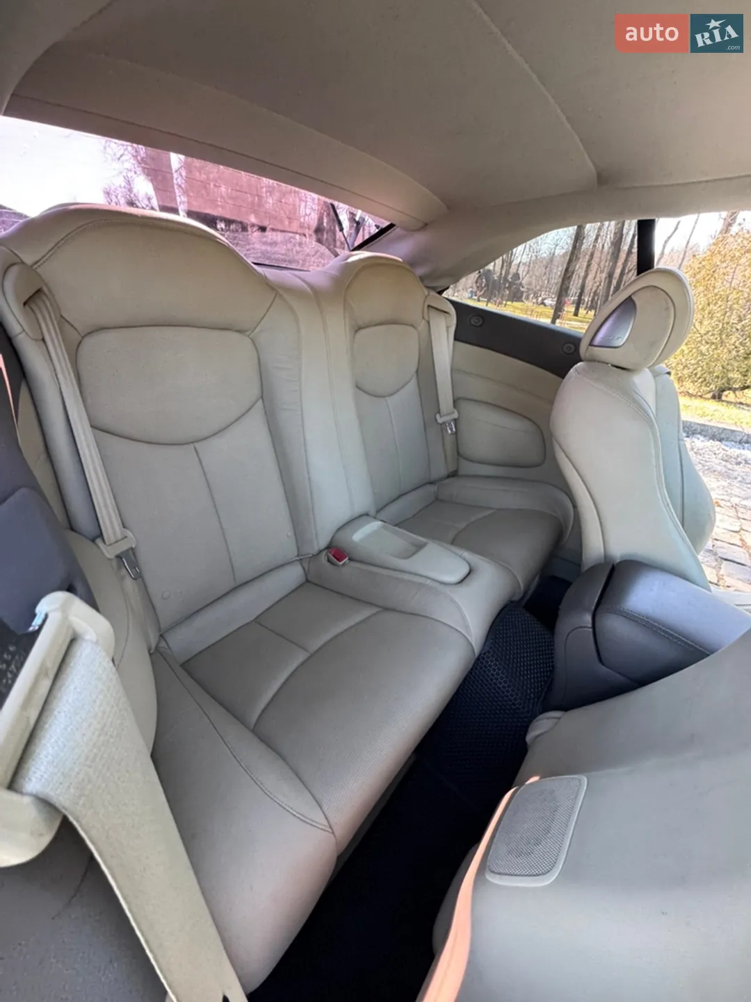 2010 Infiniti G - мініатюра 36