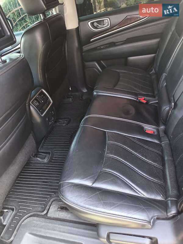 Позашляховик / Кросовер Infiniti JX35 2013 в Івано-Франківську